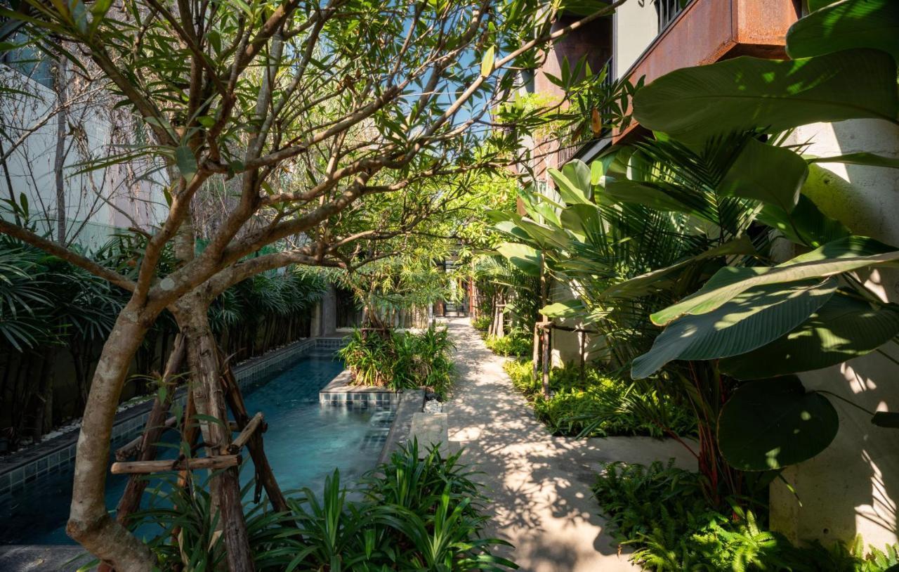 Cherlock hotel Chiang Mai Buitenkant foto