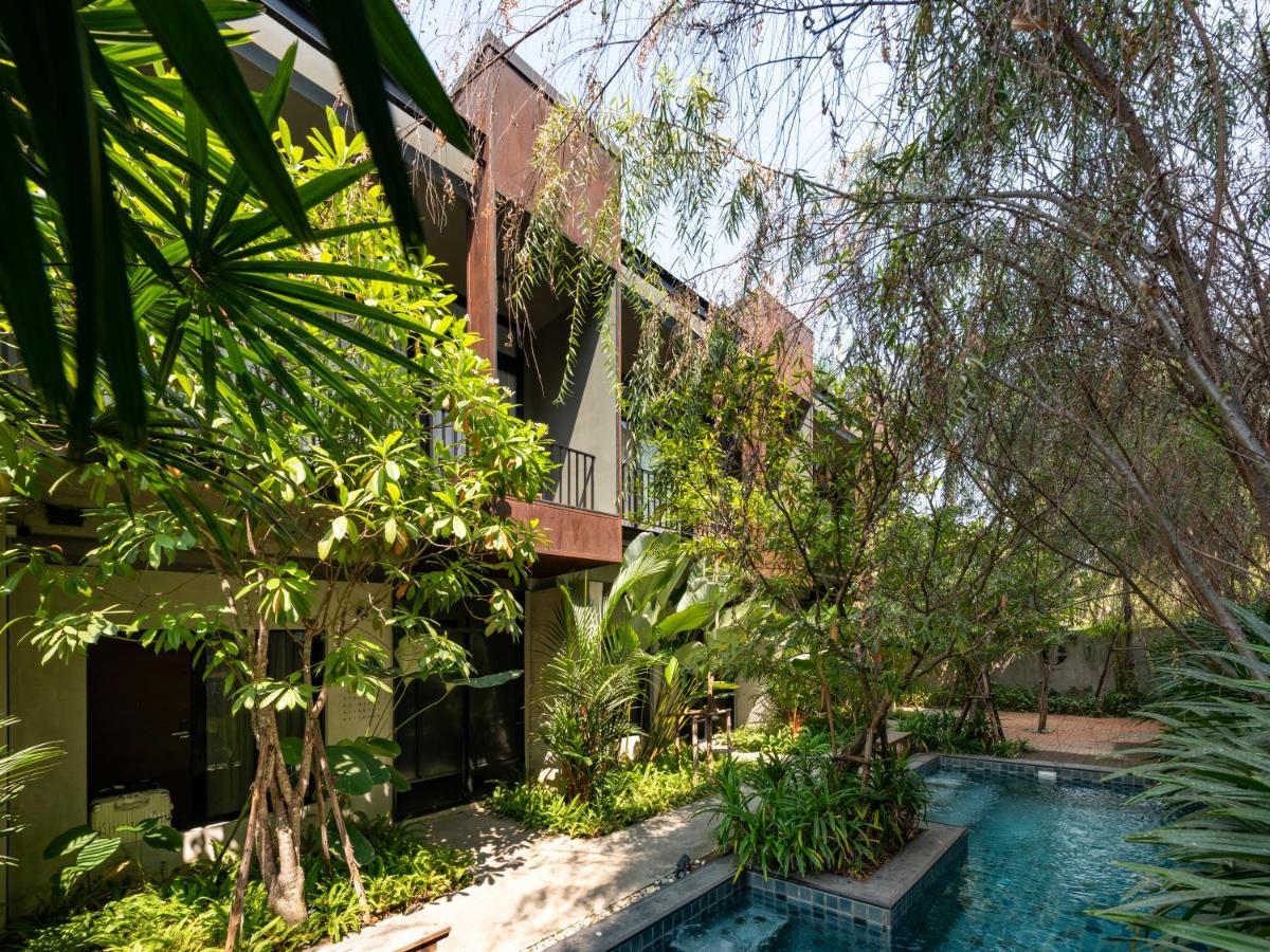 Cherlock hotel Chiang Mai Buitenkant foto