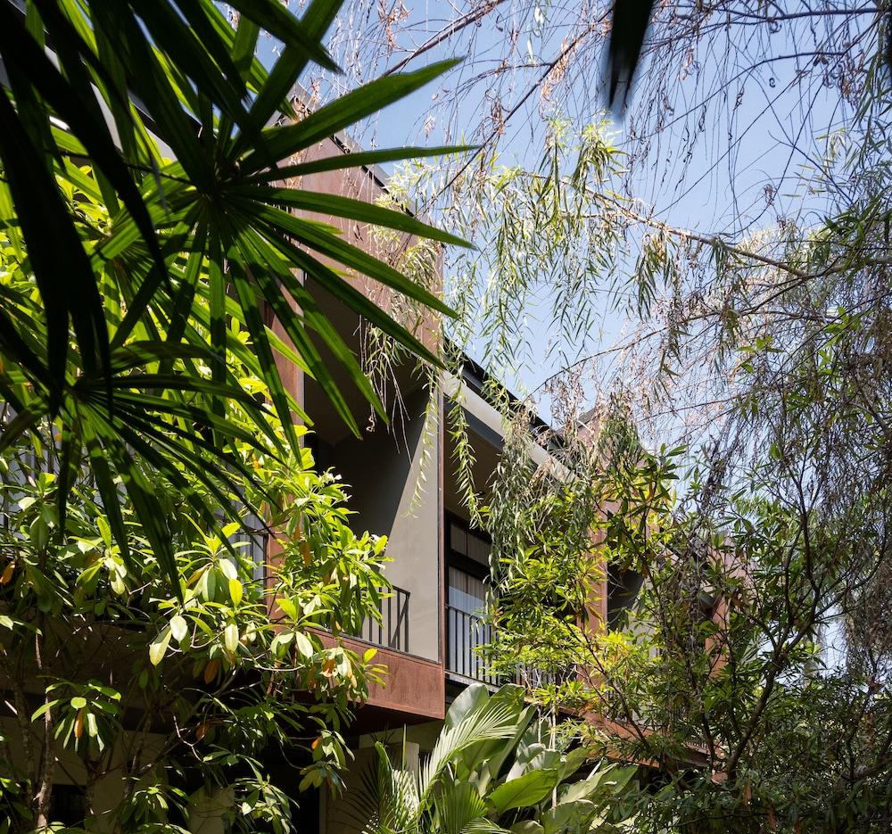 Cherlock hotel Chiang Mai Buitenkant foto