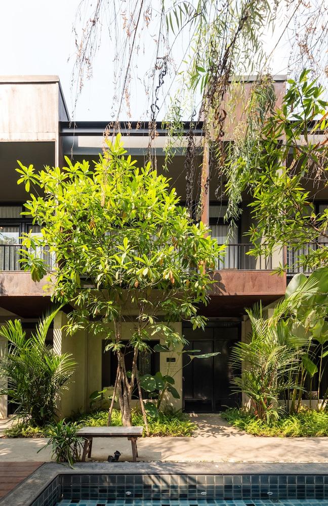 Cherlock hotel Chiang Mai Buitenkant foto