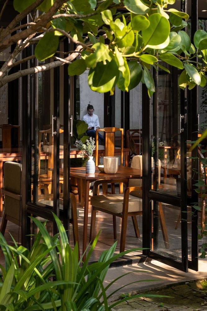 Cherlock hotel Chiang Mai Buitenkant foto
